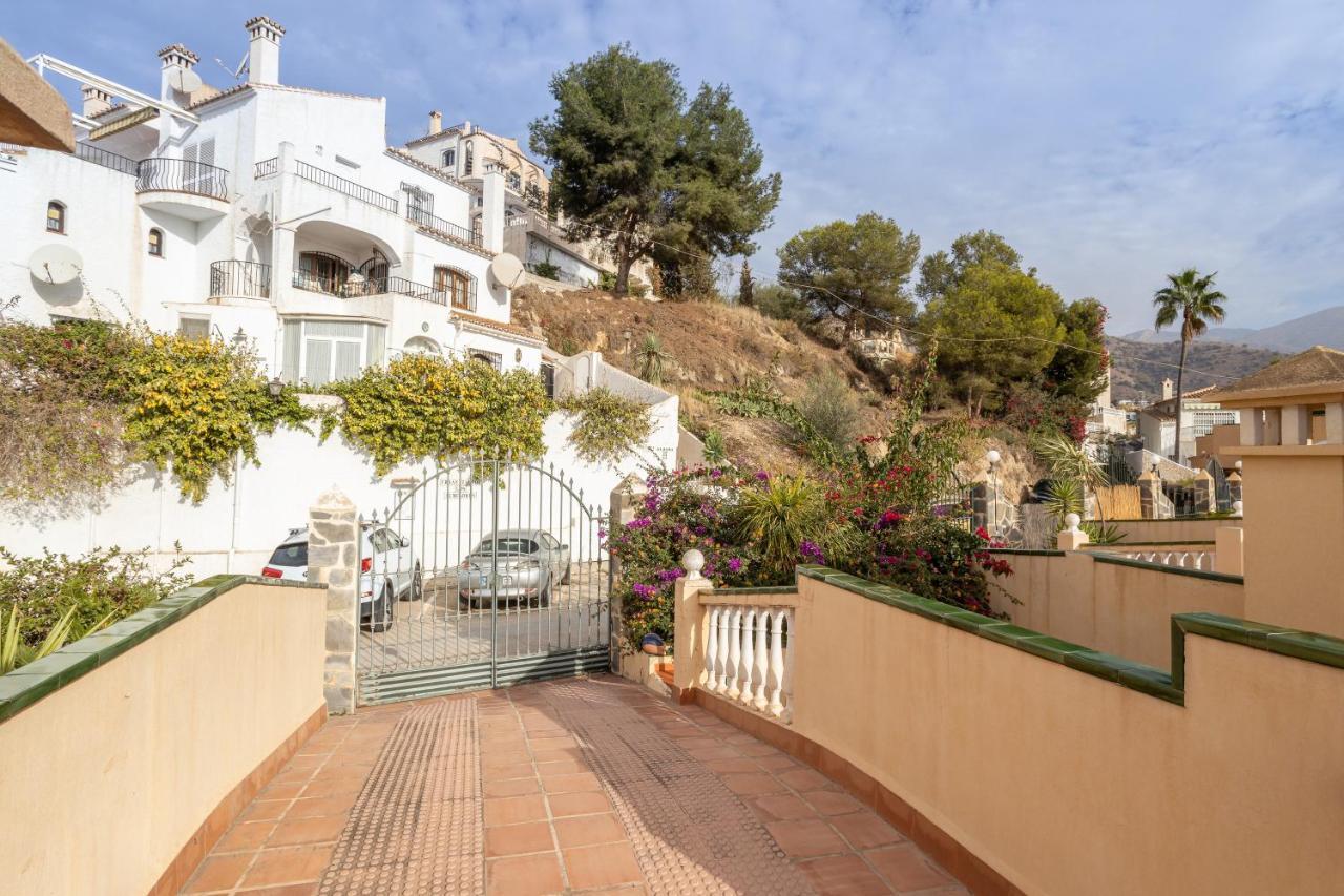 Las Flores 5 - Large Townhouse 内尔哈 外观 照片